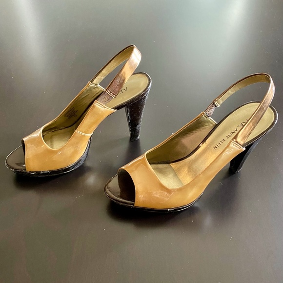 Anne Klein Heels - Picture 3 of 4